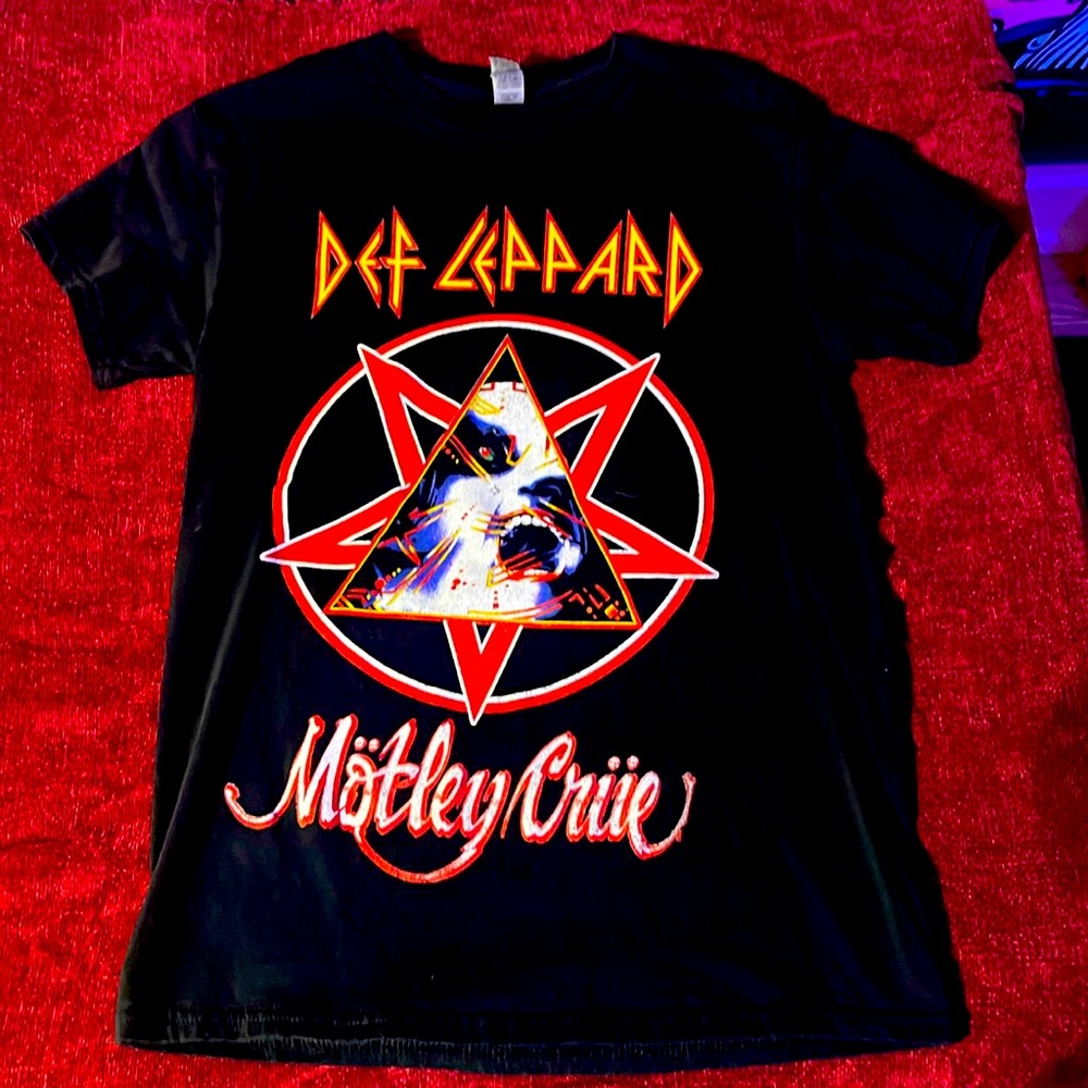Def Leppard Motley Crue Tour Shirt Small